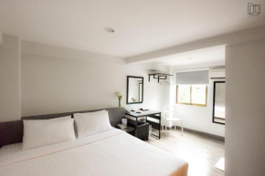 Отель Nana City Hotel  Бангкок